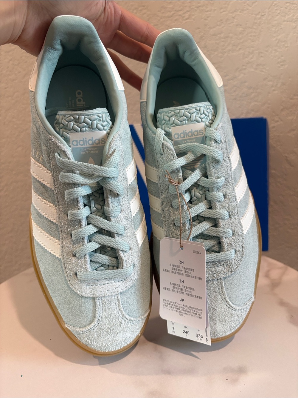 Adidas Size 7 Women's Suede Sneakers in Light Blue and White with Gum Sole NWT